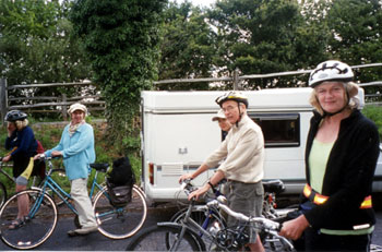 Helen, Angie, Mei, Roger and Tessa 