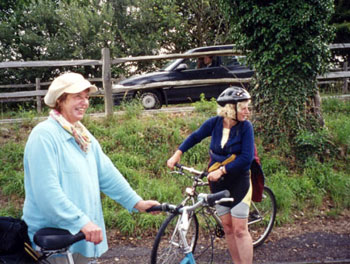 Angie and Helen at Glynde station