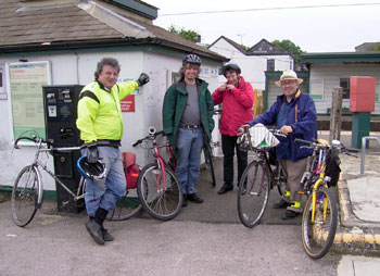 Ian, Jim, Annie and Fred at Berwick station 