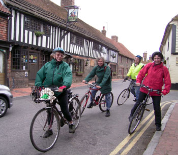 Joyce, Jim, Ian and Annie in Alfriston 