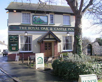 The Royal Oak and Castle Inn