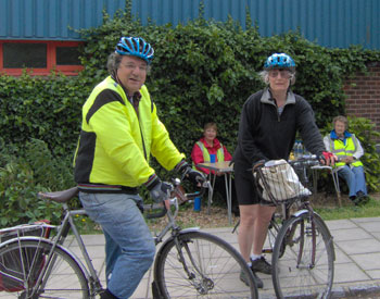 Joyce and Ian at the first refreshment stop at Steyning